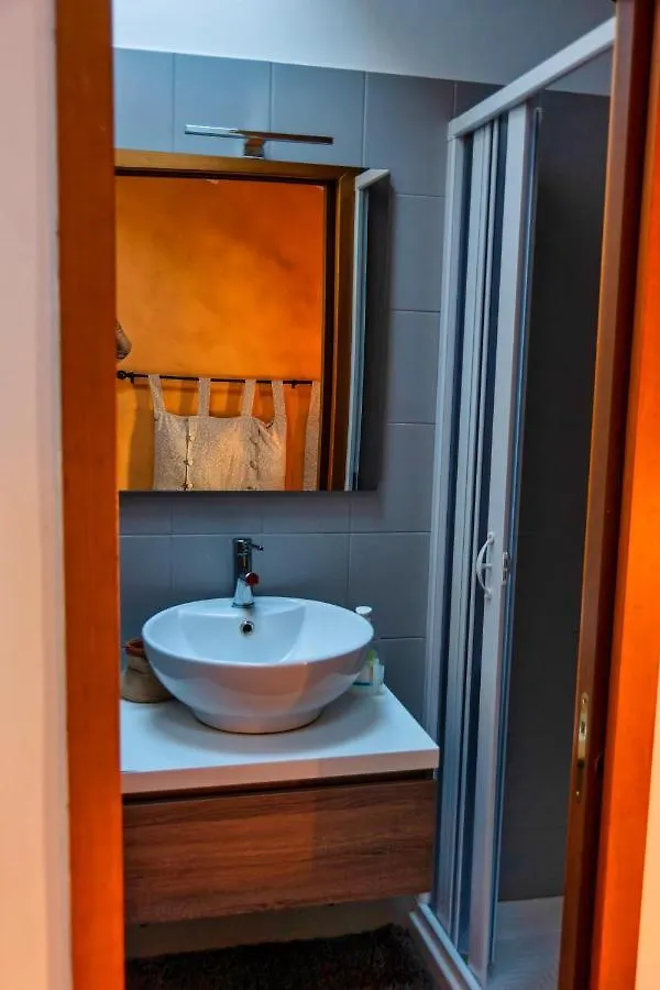 Appartamento Casa indipendente Collecchio 0*,